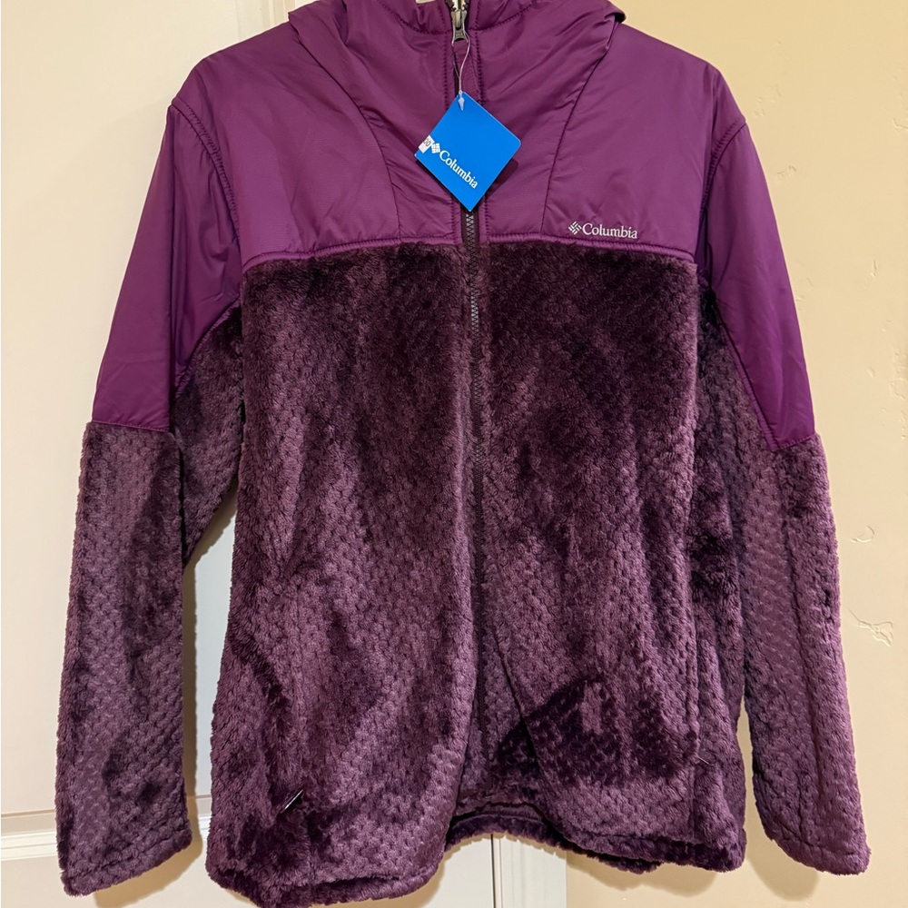 Columbia women’s Plush Purple Puffer Jacket